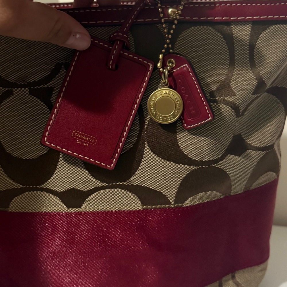SOLD Coach Vintage Legacy Red Stripe Signature Cs Tote Shoulder Bag 2006 - Picture 2 of 10